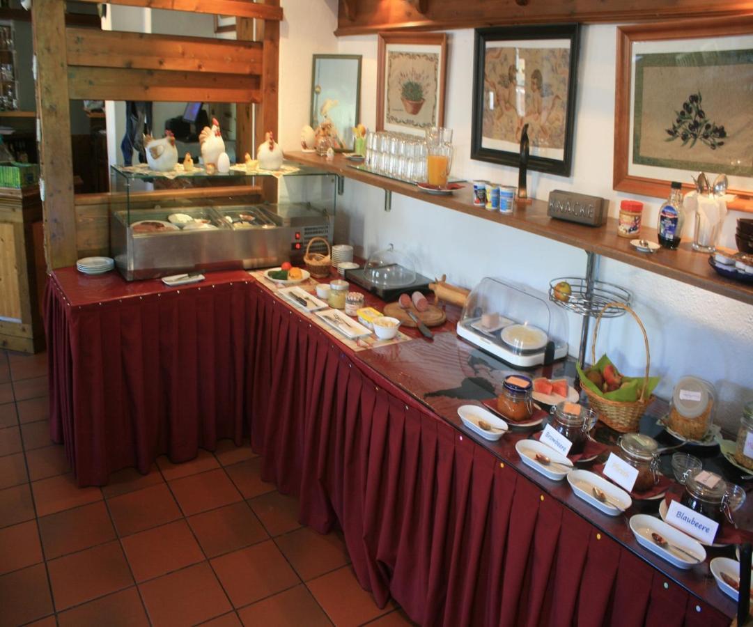 Landhotel Storchenkrug Ruhstadt Екстер'єр фото
