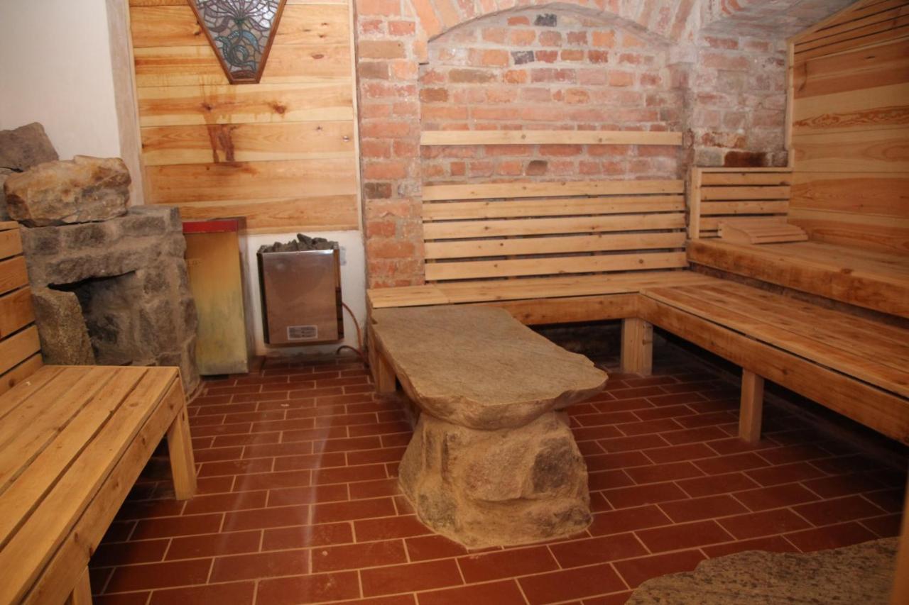 Landhotel Storchenkrug Ruhstadt Екстер'єр фото