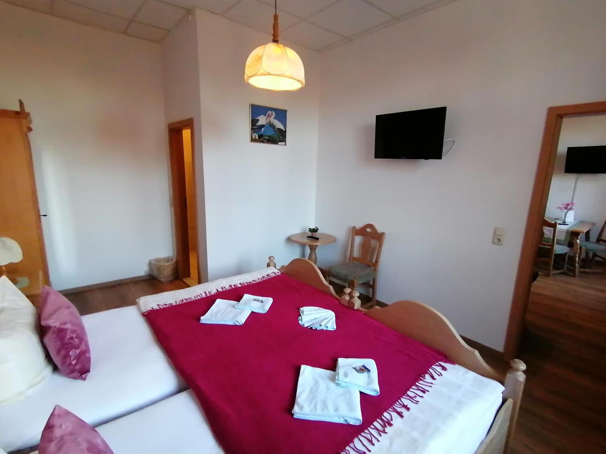 Landhotel Storchenkrug Ruhstadt Екстер'єр фото
